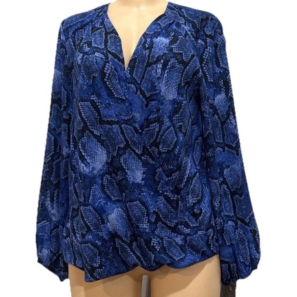 INC International Concepts Top Plus size medium Blue Snake V-Neck Long Sleeve